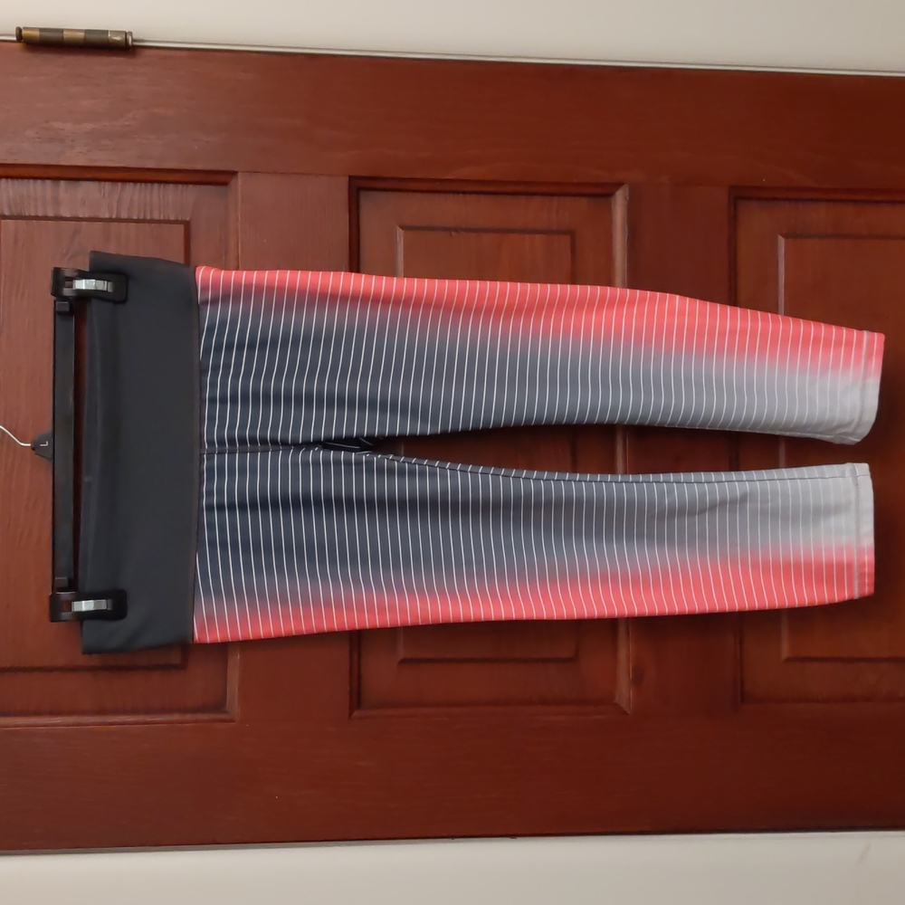 Gap Fit G Fast Ombre Capri leggings
